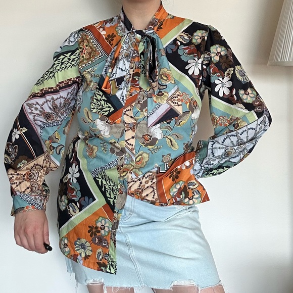 Floral print blouse size M/L / women's shirt - Picture 8 of 16